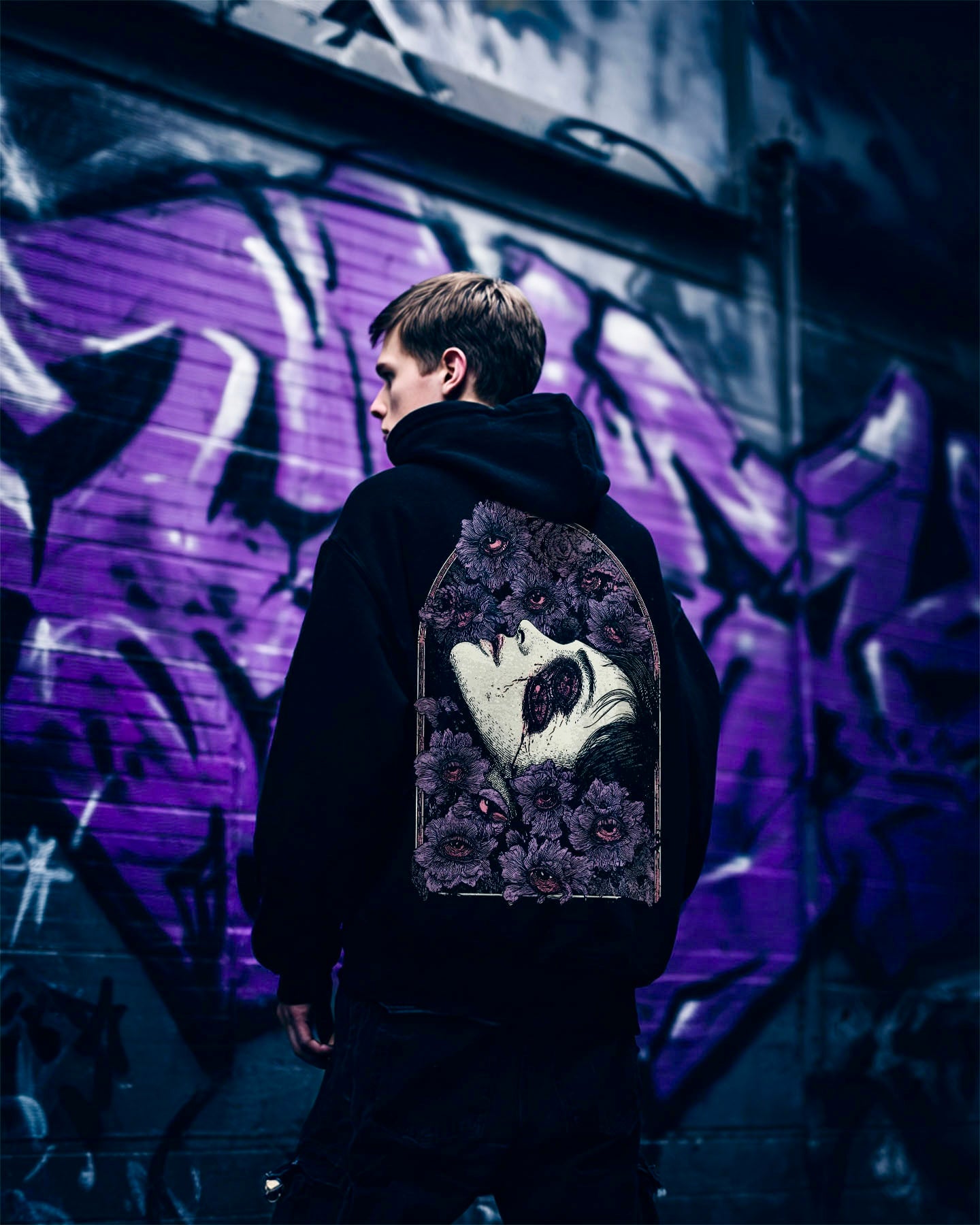 Grave Whisper - Hoodie