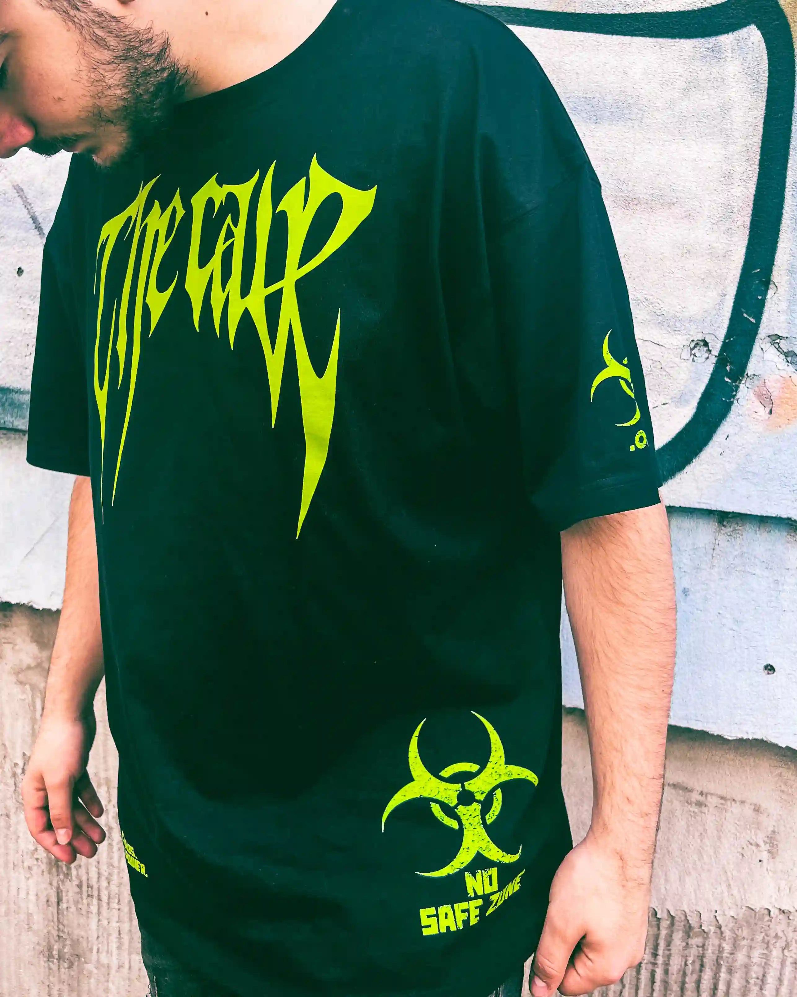 Radioactive - Oversized T-shirt