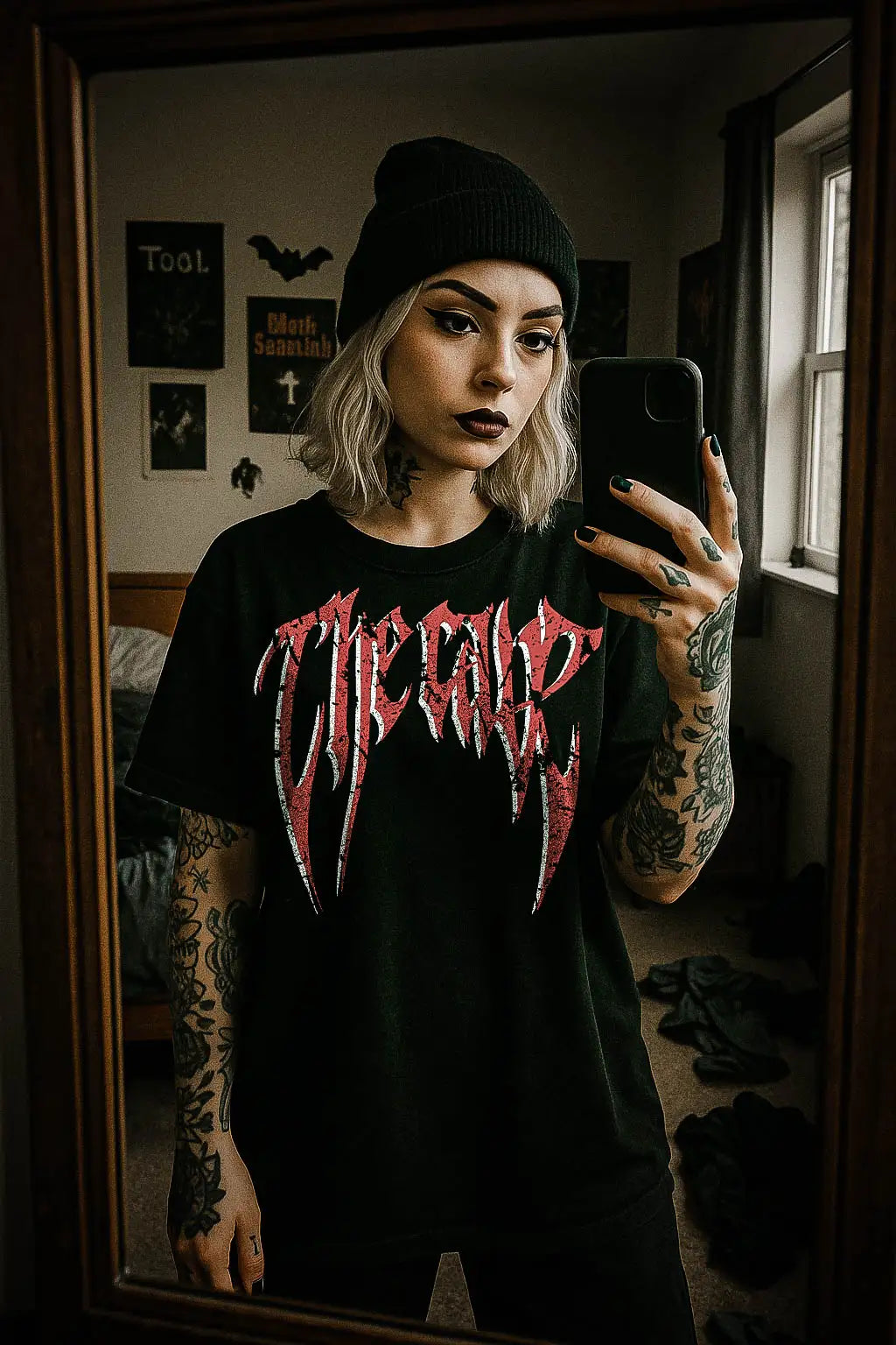 Hollow - T-shirt