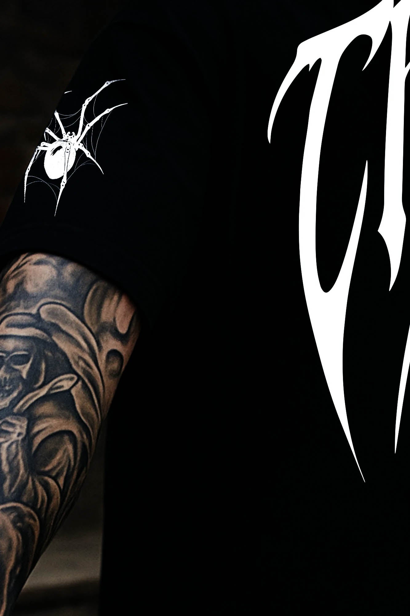 Web of Doom - Oversized T-shirt