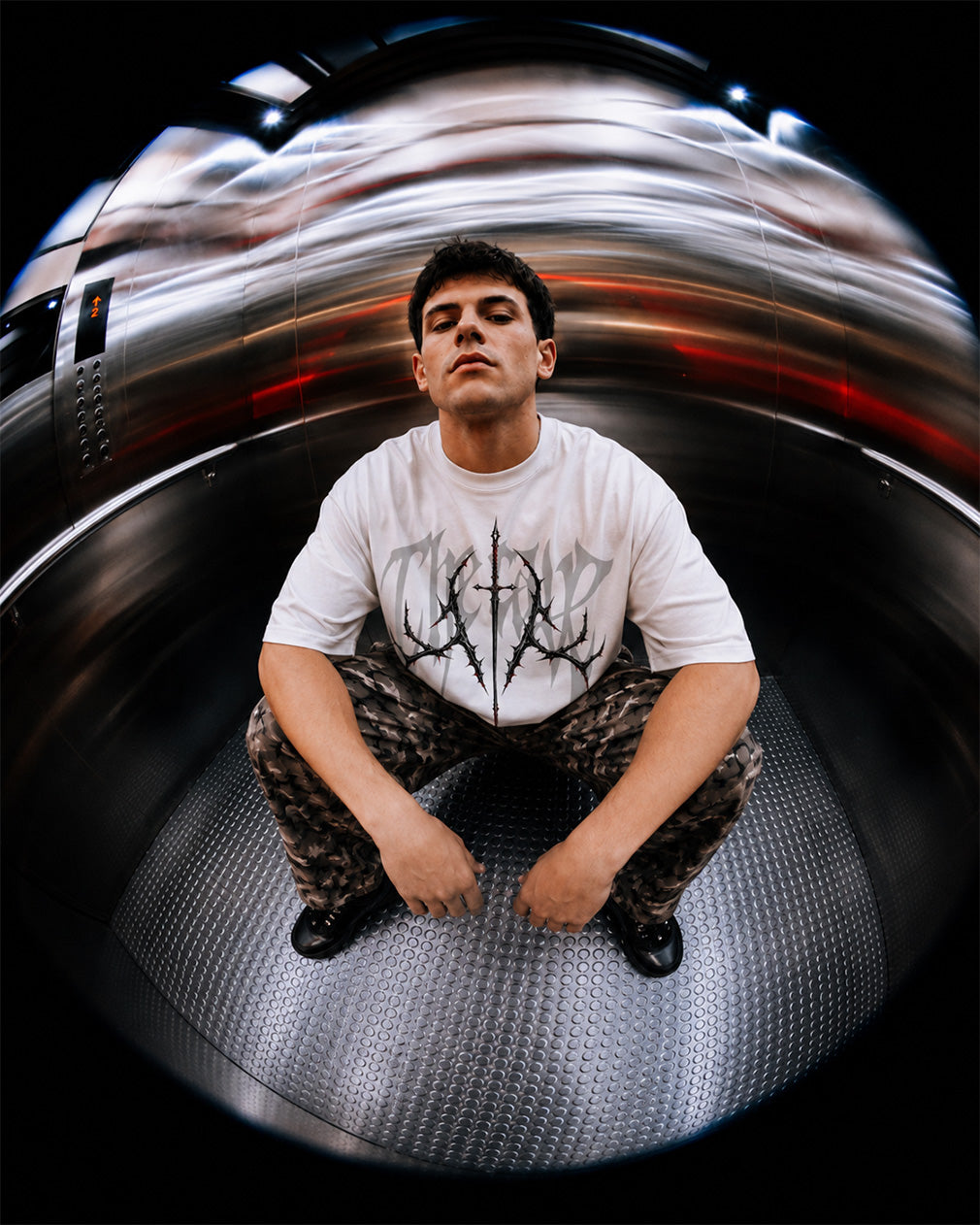 Fall Through - T-shirt